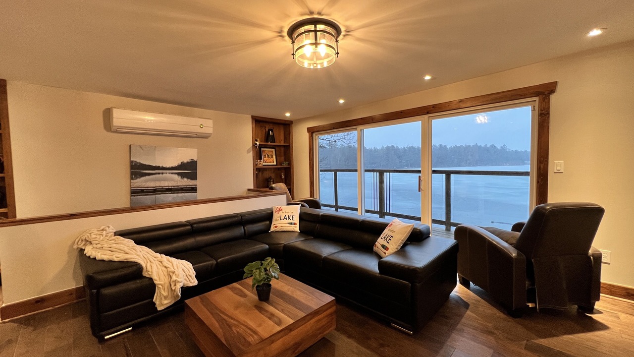 Photo of Livingroom in Big Chute