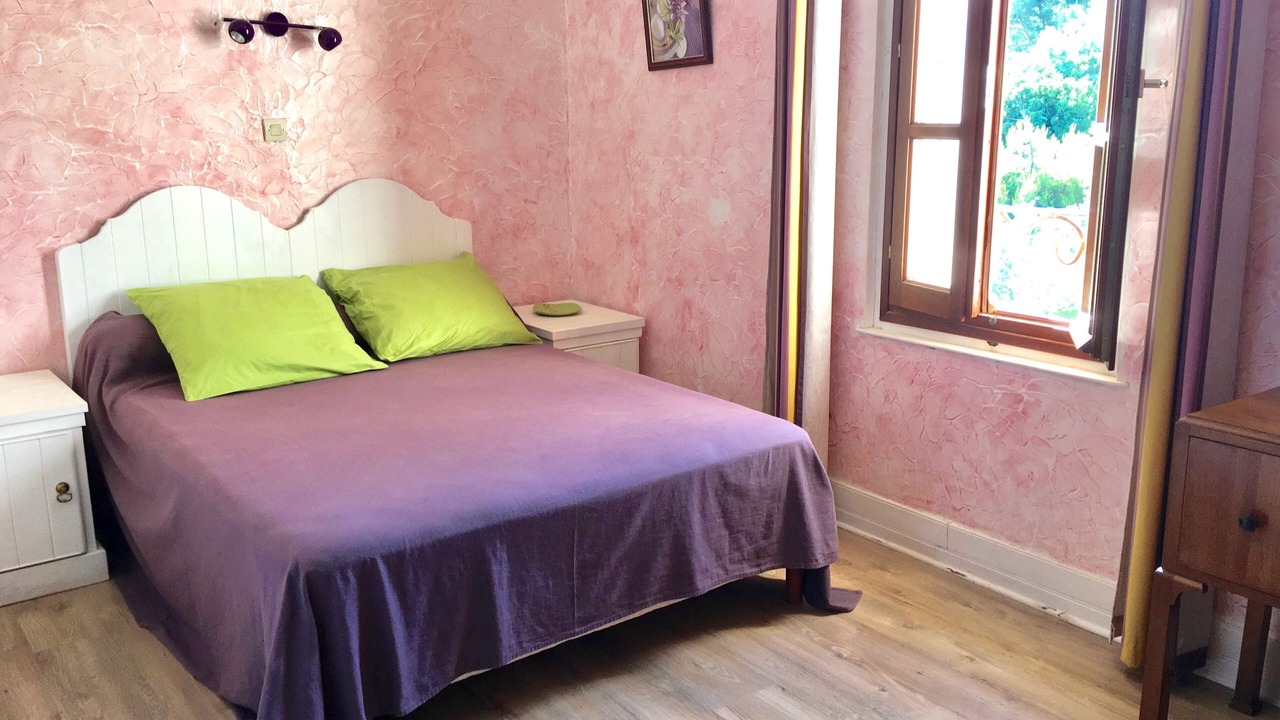Photo of Bedroom in Saint-Jean-de-Fos