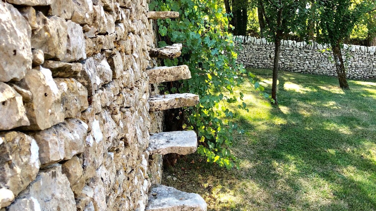 Photo of Outdoor in Camboulit