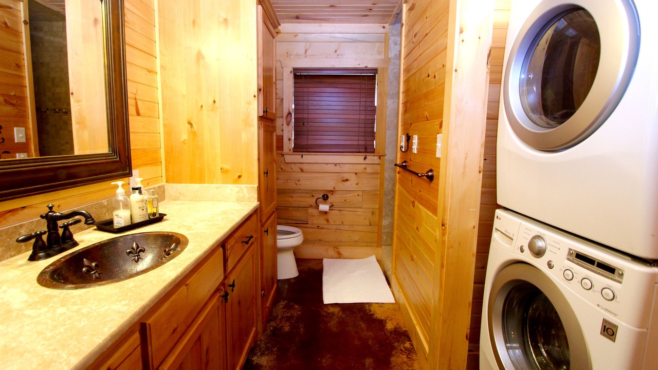 Photo of Bathroom in Smithville