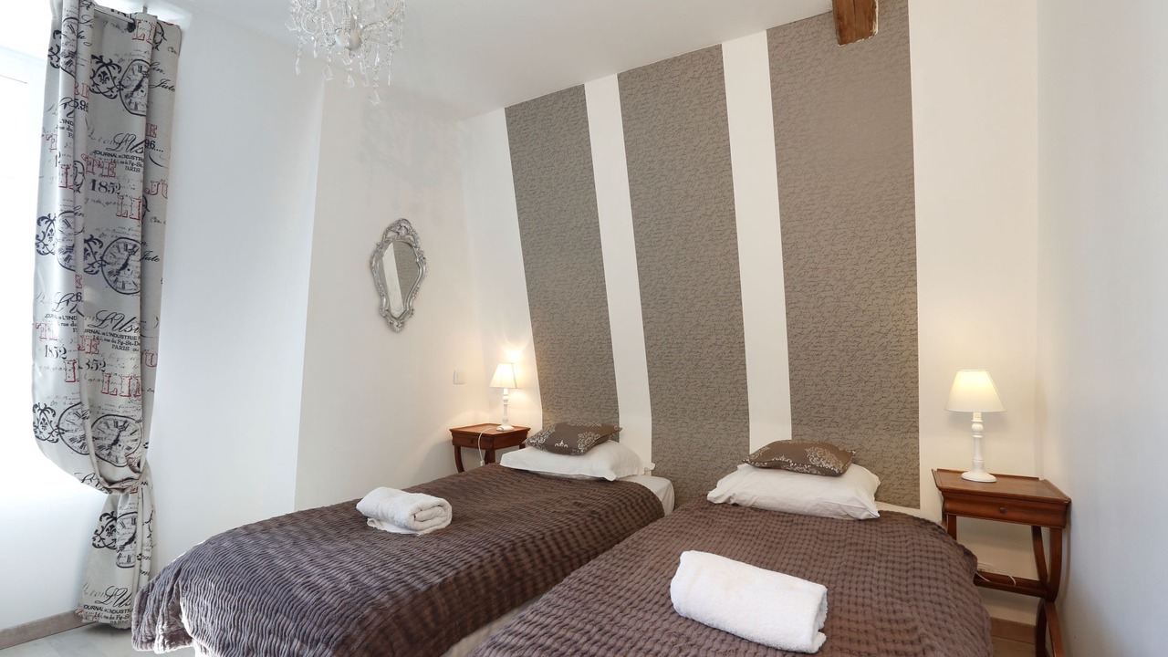 Photo of Bedroom in Chinon