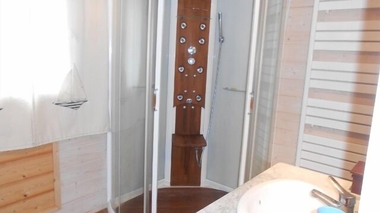 Photo of Bathroom in Lannion
