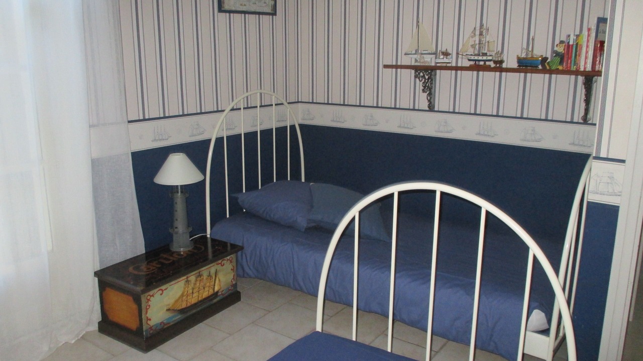 Photo of Bedroom in Malaucene