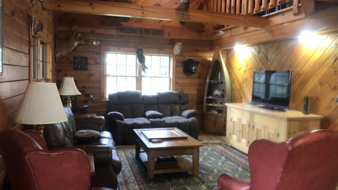 Photo of Livingroom in Milford