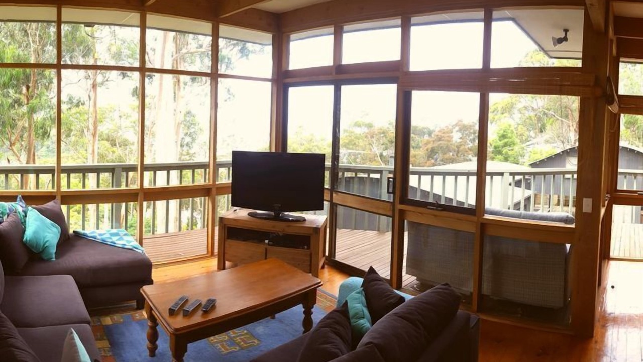 Photo of Livingroom in Kennett River