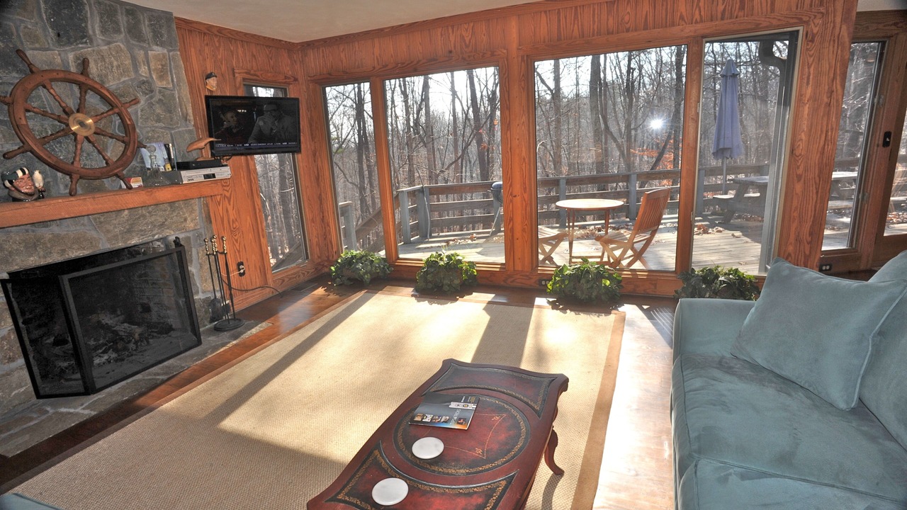 Photo of Livingroom in Lynn