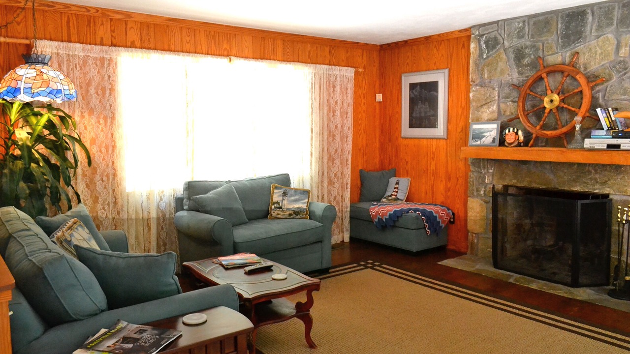 Photo of Livingroom in Lynn