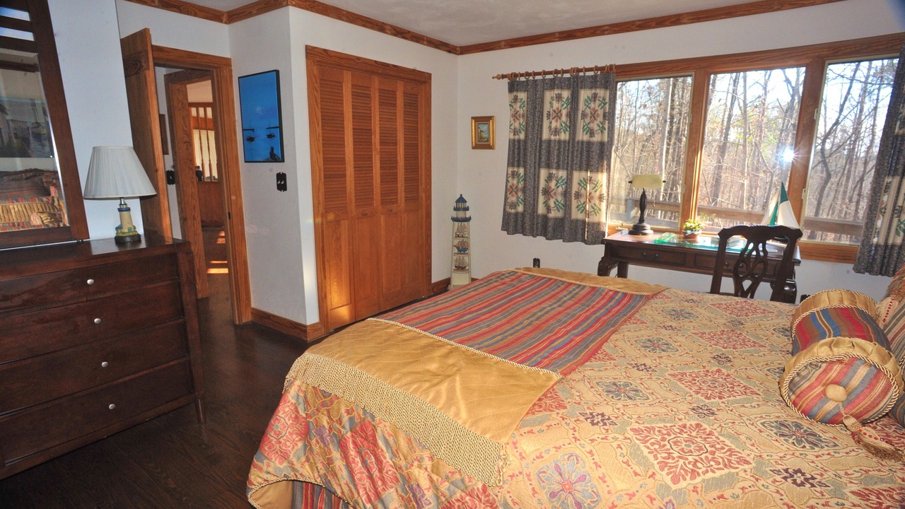 Photo of Bedroom in Lynn
