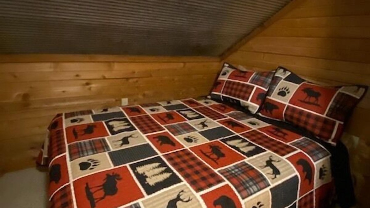 Photo of Bedroom in Doniphan