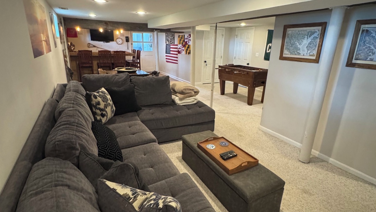 Photo of Livingroom in Fort Howard