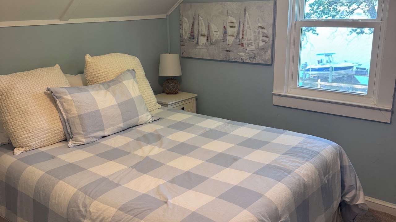 Photo of Bedroom in Fort Howard