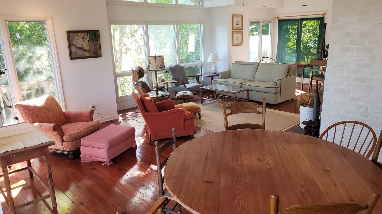 Photo of Livingroom in Edisto Island