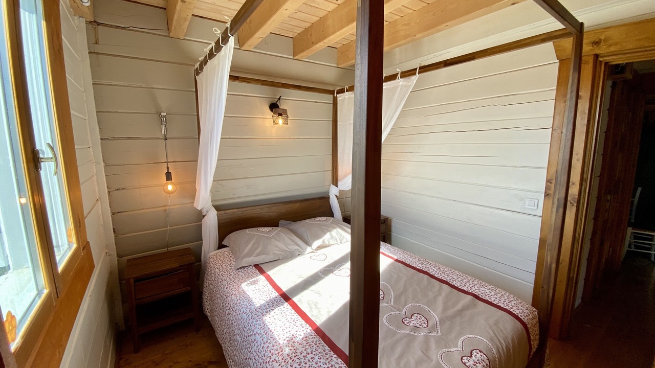 Photo of Bedroom in Brousses-et-Villaret