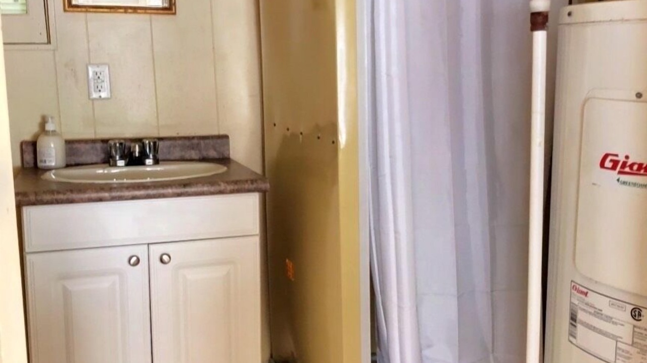 Photo of Bathroom in Tiny