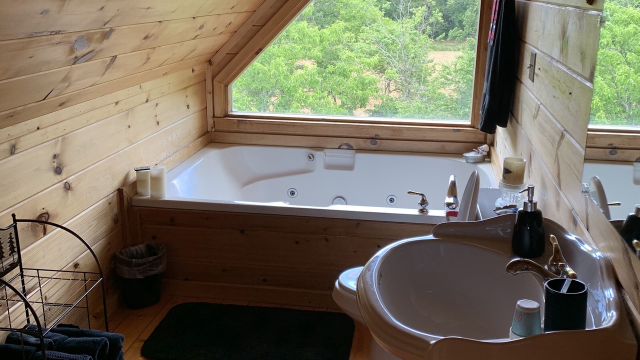 Photo of Bathroom in Ellijay