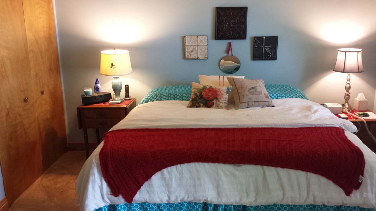 Photo of Bedroom in Deckerville