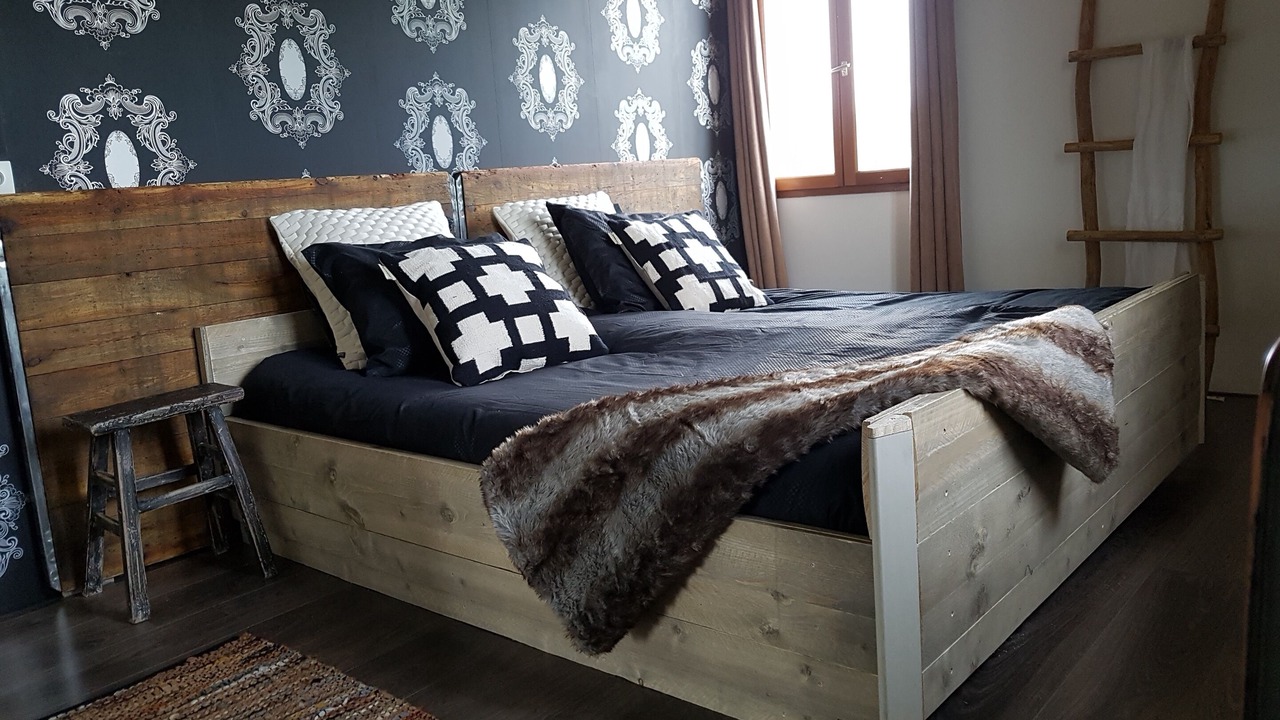 Photo of Bedroom in Saint-Etienne-de-Villereal