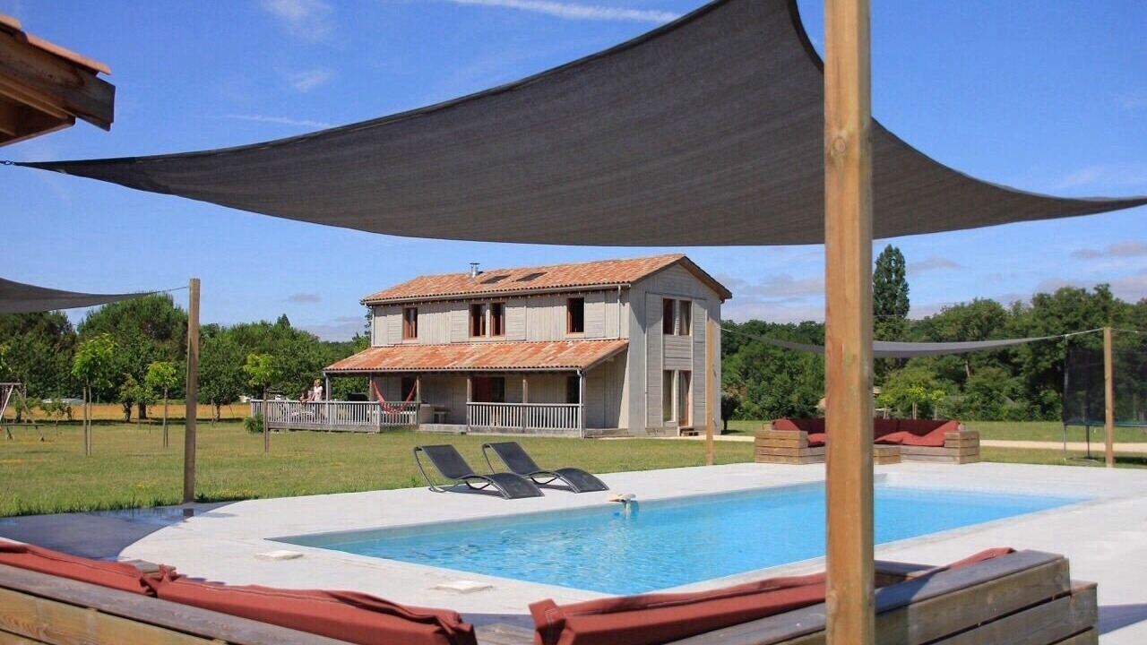 Photo of Outdoor in Saint-Etienne-de-Villereal
