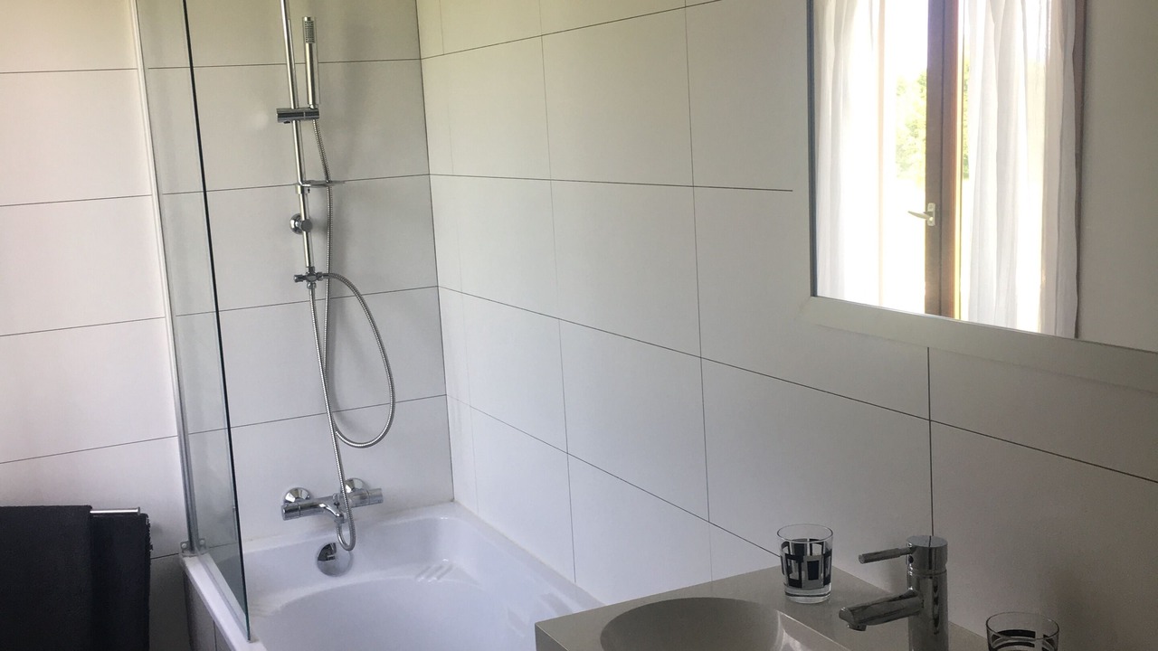 Photo of Bathroom in Saint-Etienne-de-Villereal