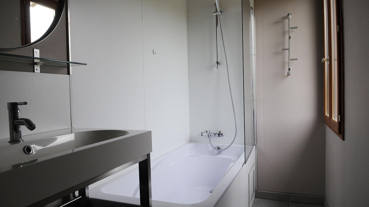 Photo of Bathroom in Saint-Etienne-de-Villereal