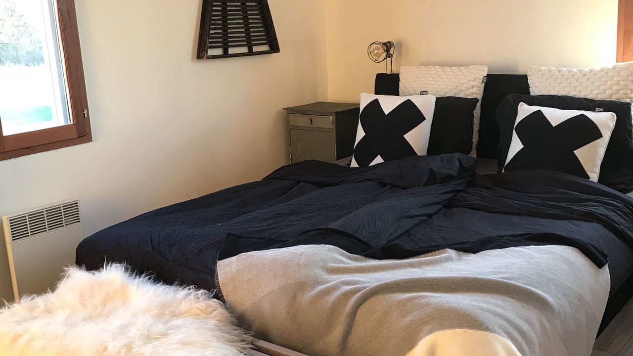 Photo of Bedroom in Saint-Etienne-de-Villereal