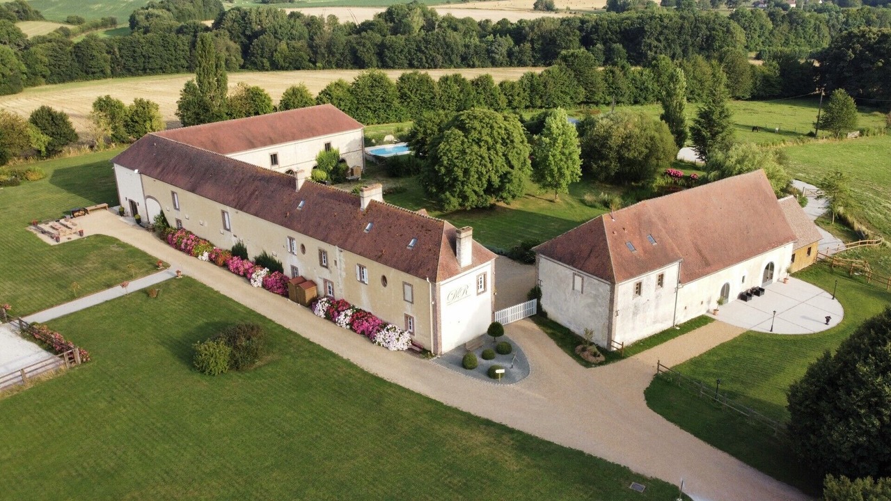 Photo of Outdoor in Feings