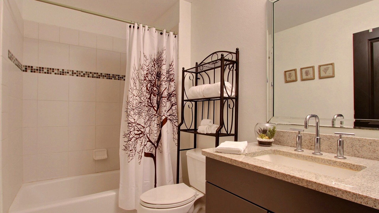 Photo of Bathroom in Historic District - North