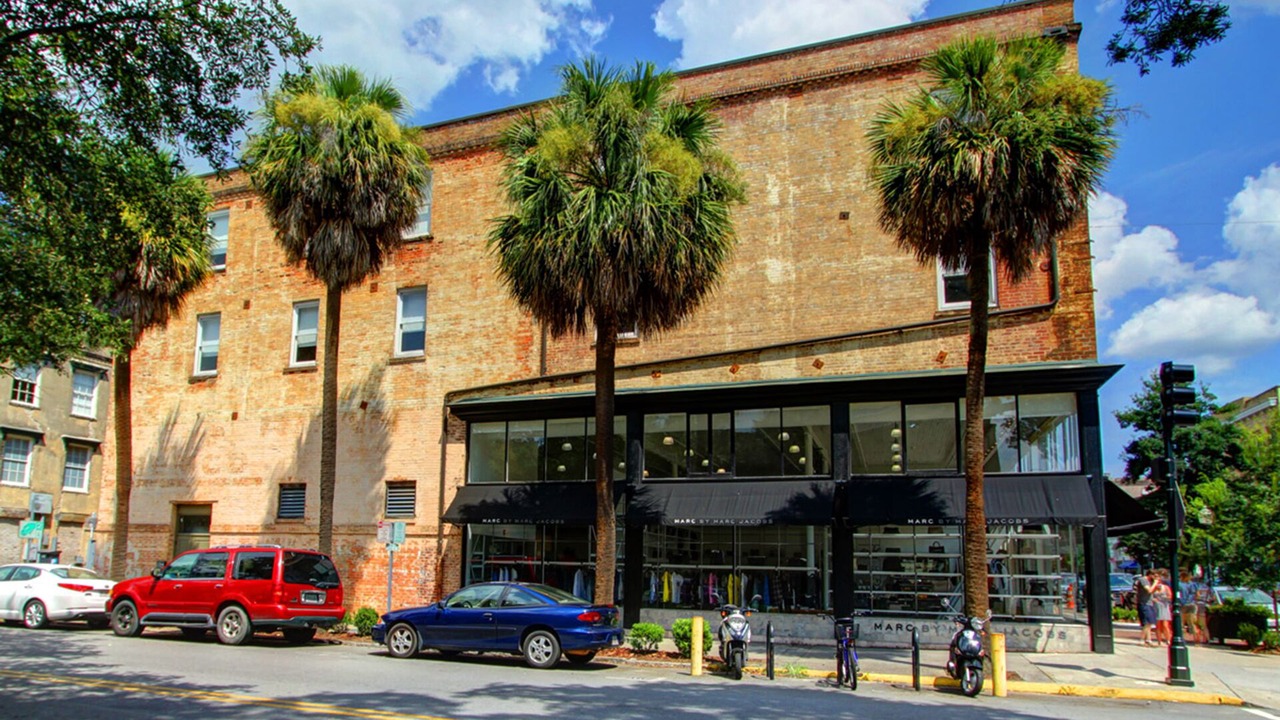 Photo of Outdoor in Historic District - North