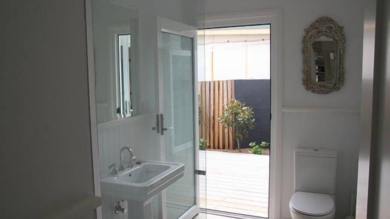 Photo of Bathroom in Currarong