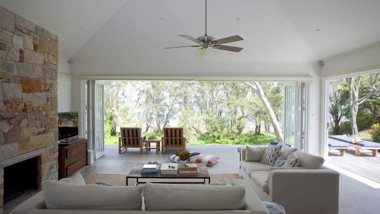 Photo of Livingroom in Currarong