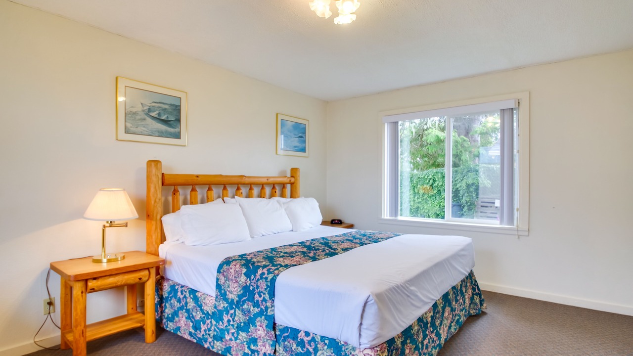 Photo of Bedroom in Smith River