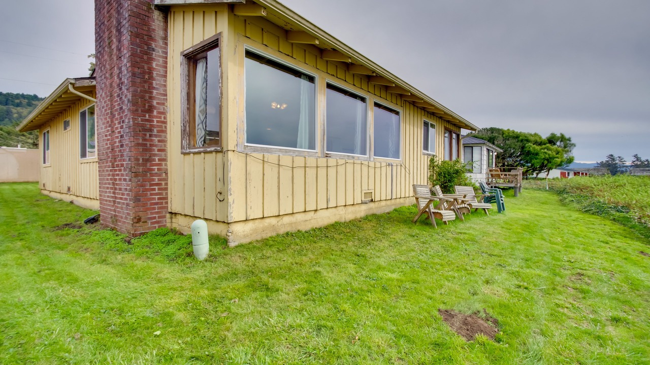 Photo of Outdoor in Smith River