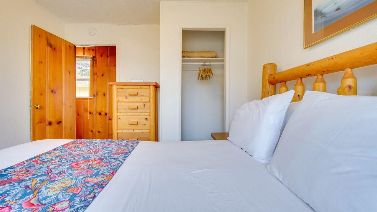 Photo of Bedroom in Smith River