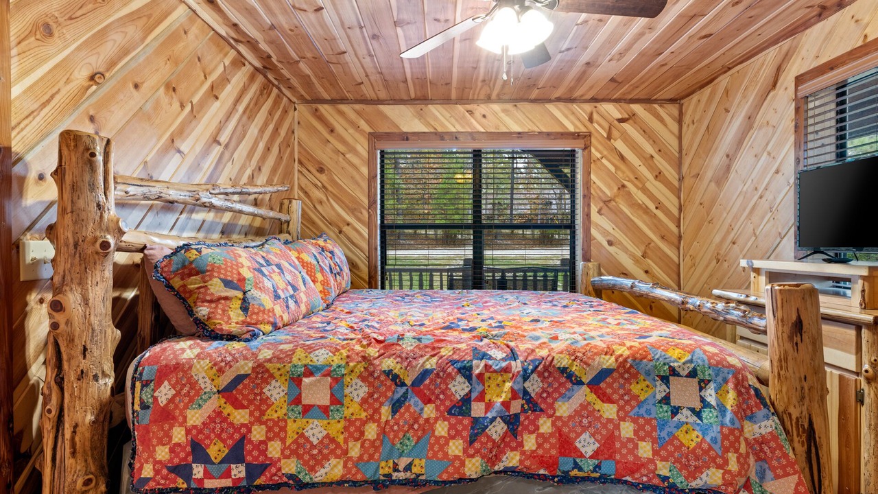 Photo of Bedroom in Broken Bow