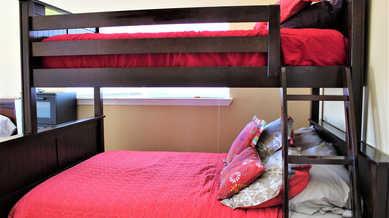 Photo of Bedroom in Galveston