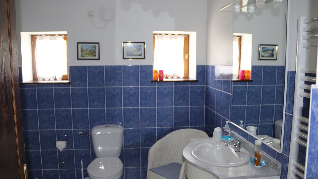 Photo of Bathroom in Monsireigne