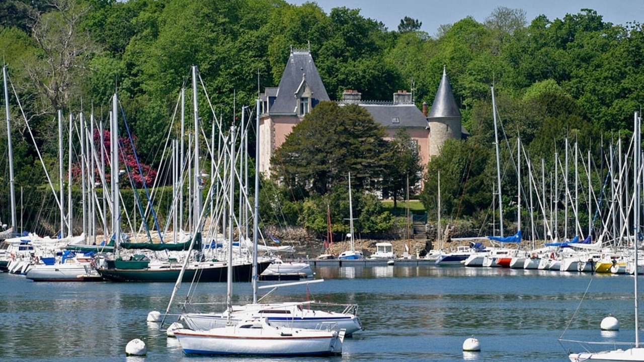 Photo of Others in Plomeur