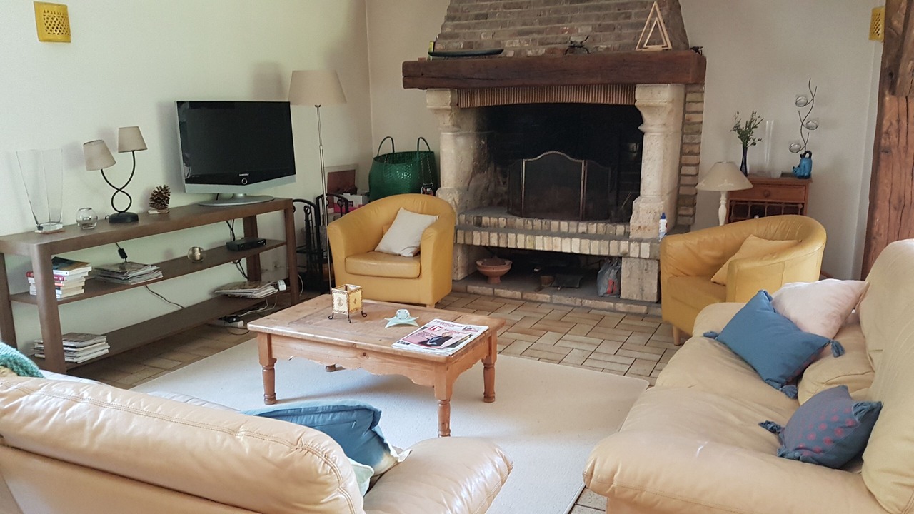 Photo of Livingroom in Bec-de-Mortagne