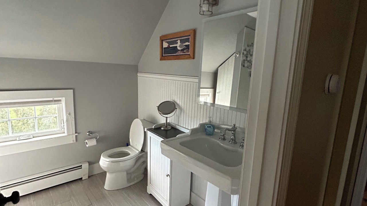 Photo of Bathroom in Pine Point