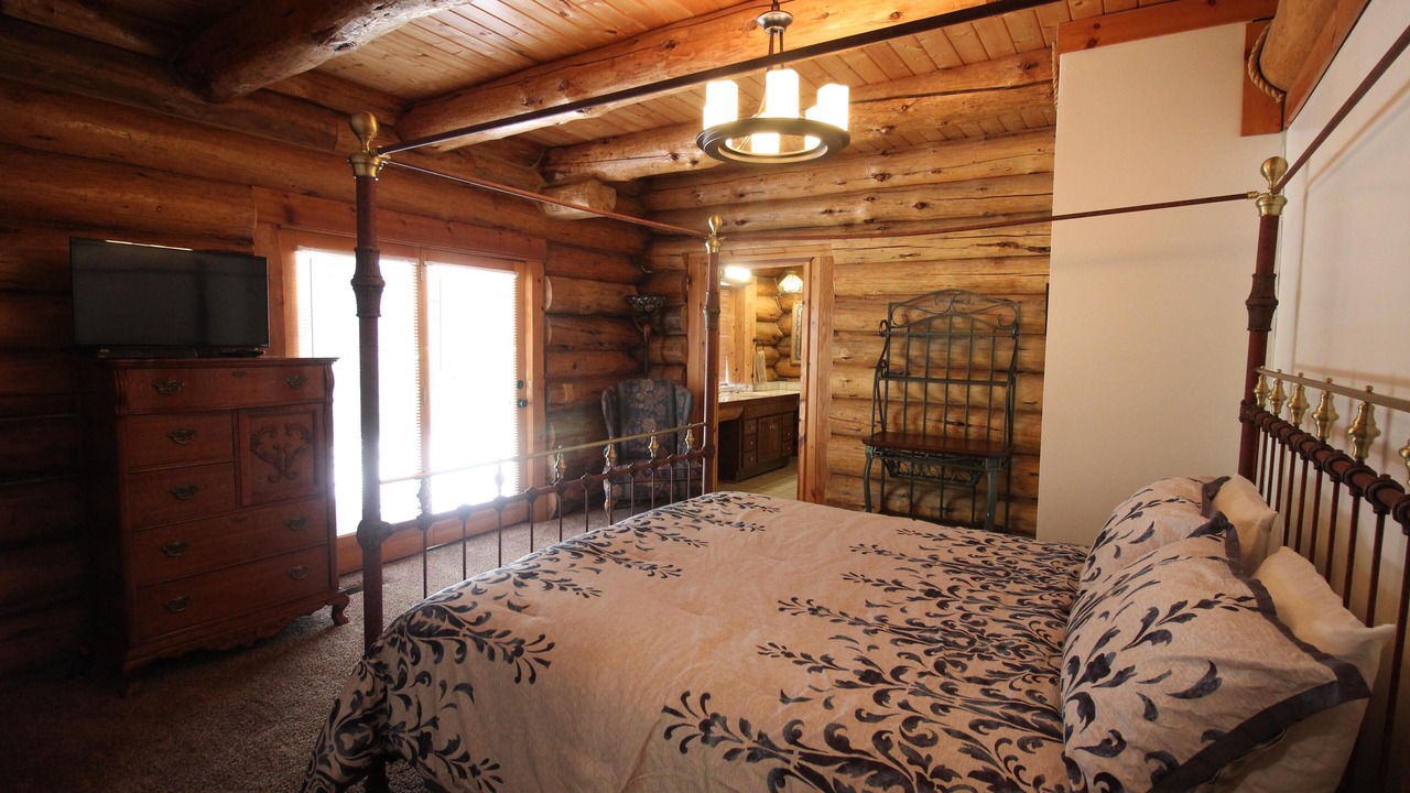 Photo of Bedroom in Yosemite West