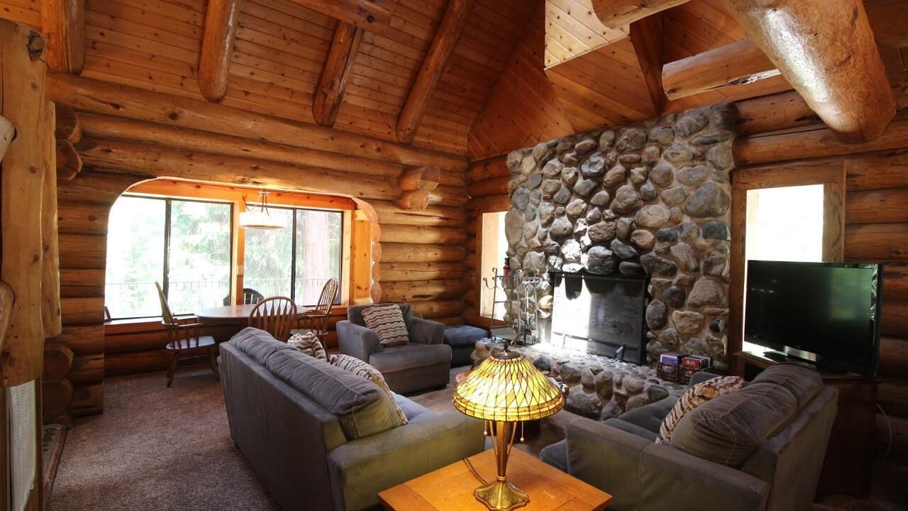 Photo of Livingroom in Yosemite West