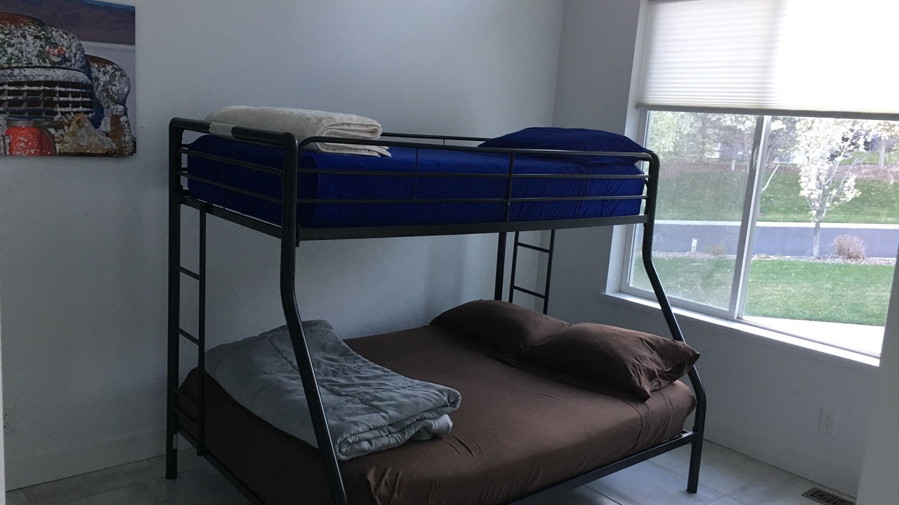 Photo of Bedroom in Bountiful