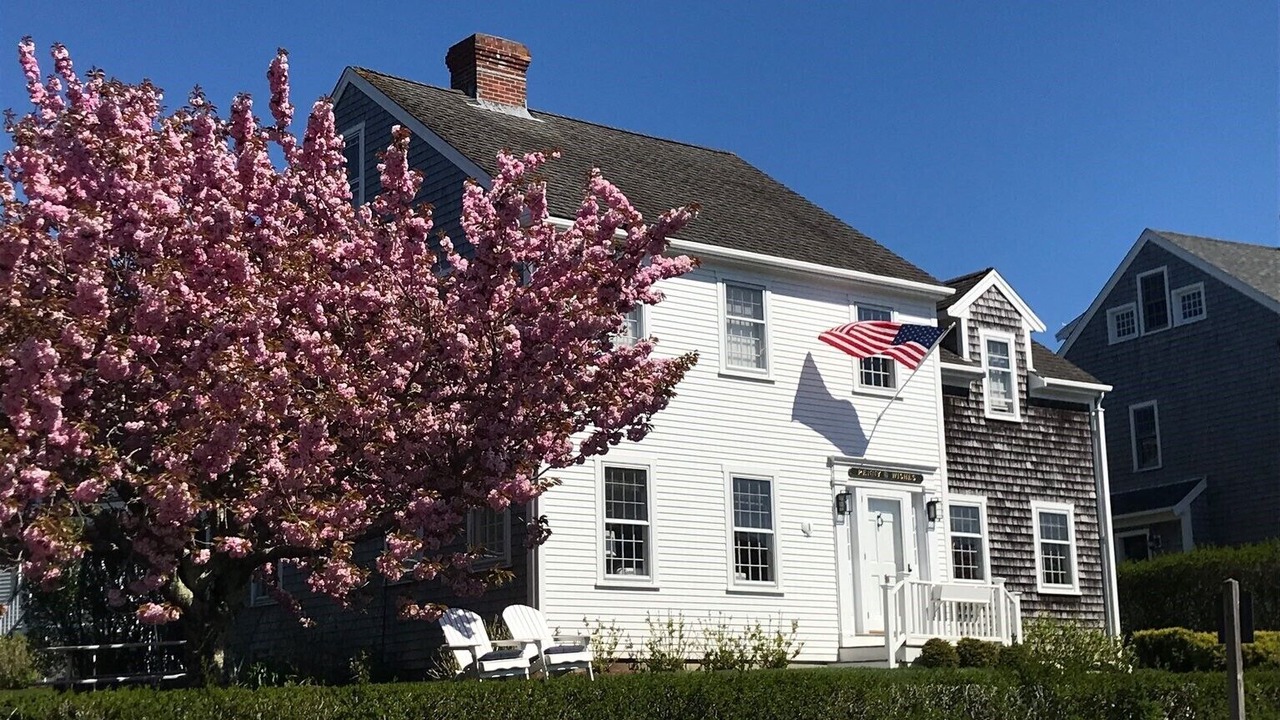 Photo of Others in Naushop