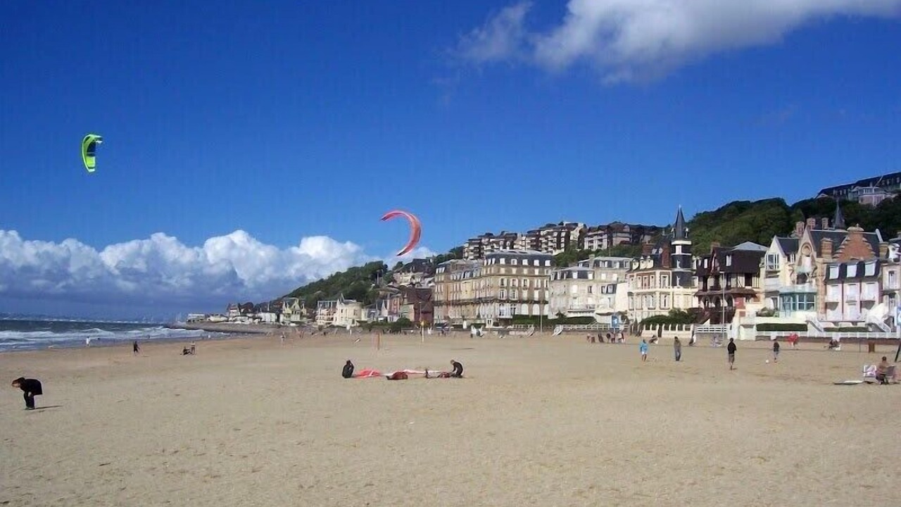Photo of Others in Trouville-sur-Mer
