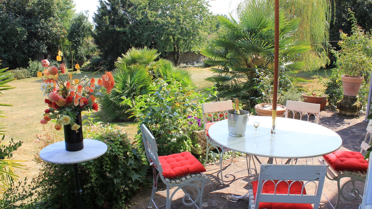 Photo of Outdoor in Angles
