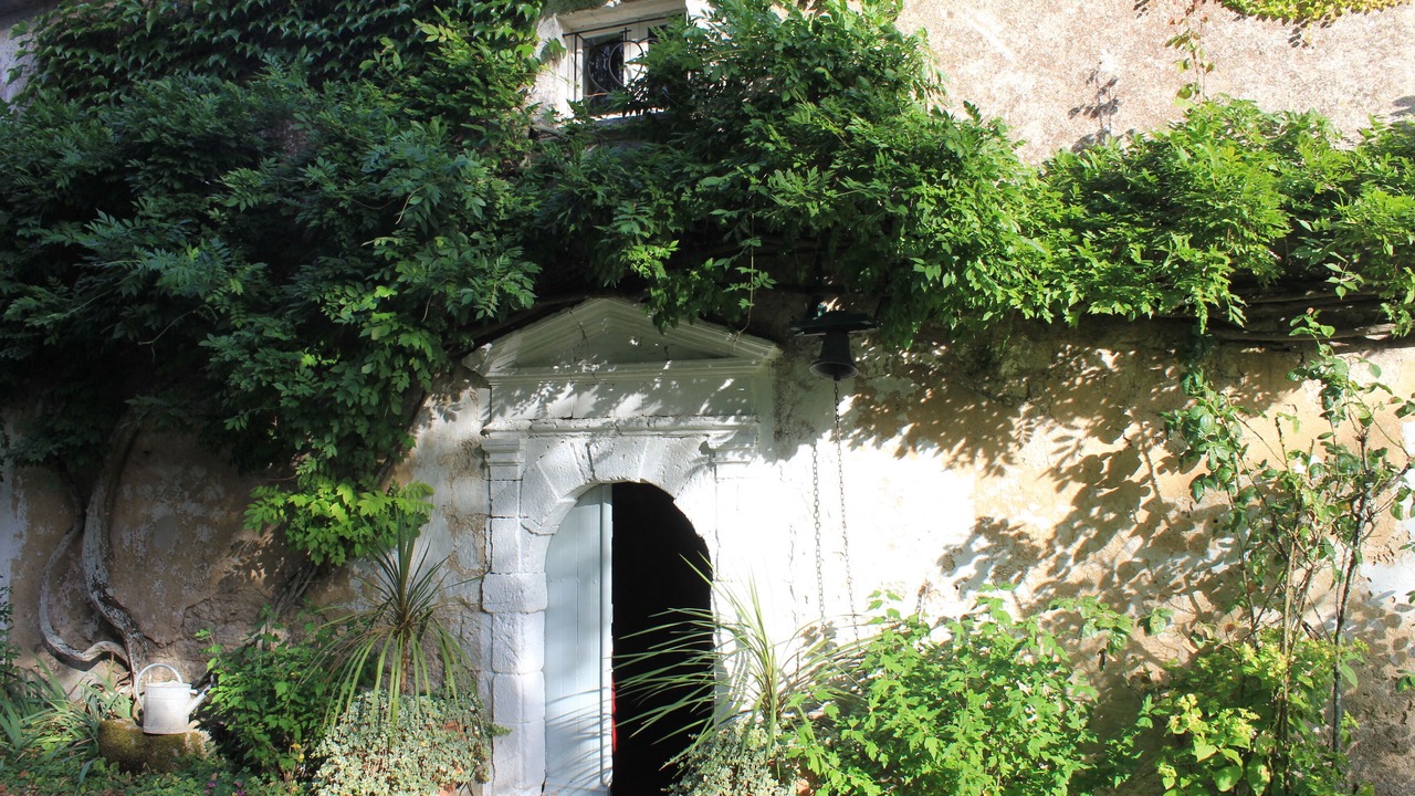 Photo of Outdoor in Angles