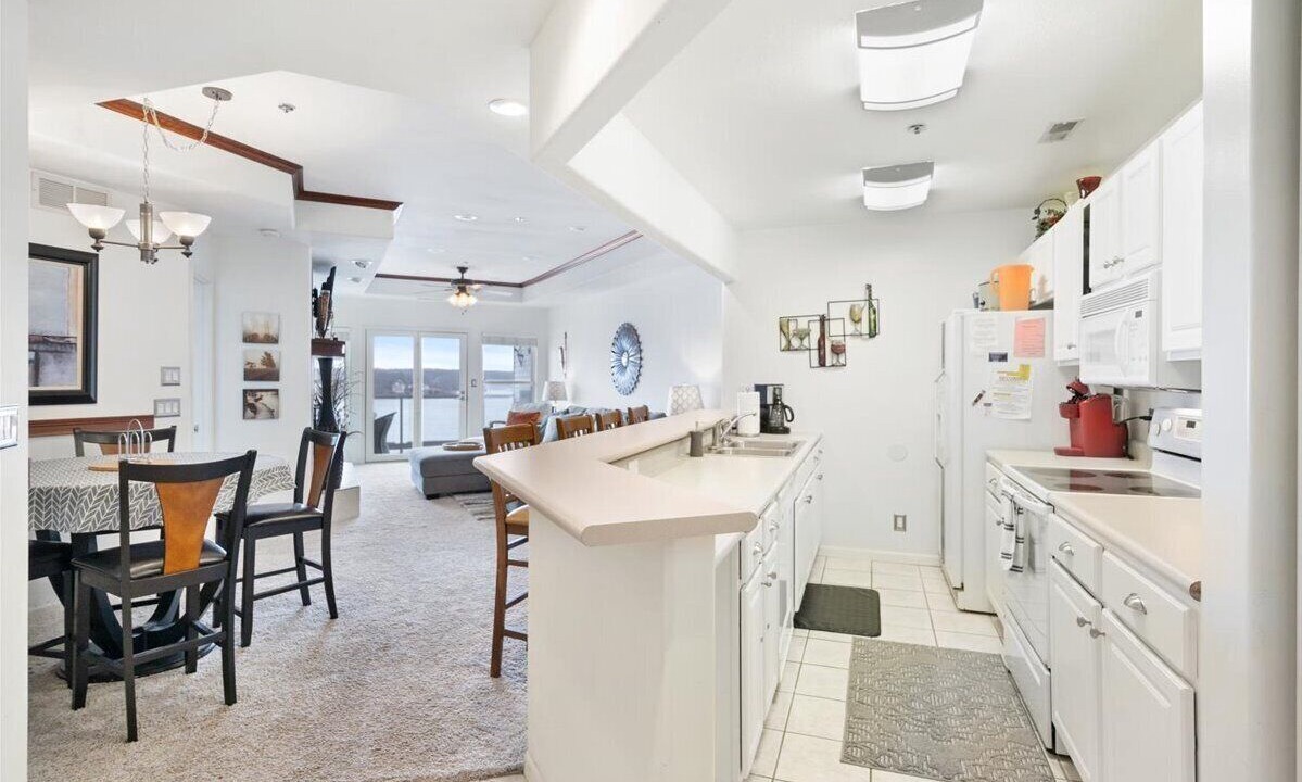 Photo of Kitchen in Village of Four Seasons
