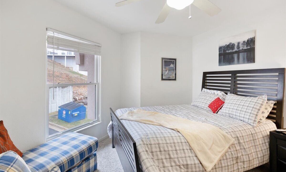 Photo of Bedroom in Village of Four Seasons