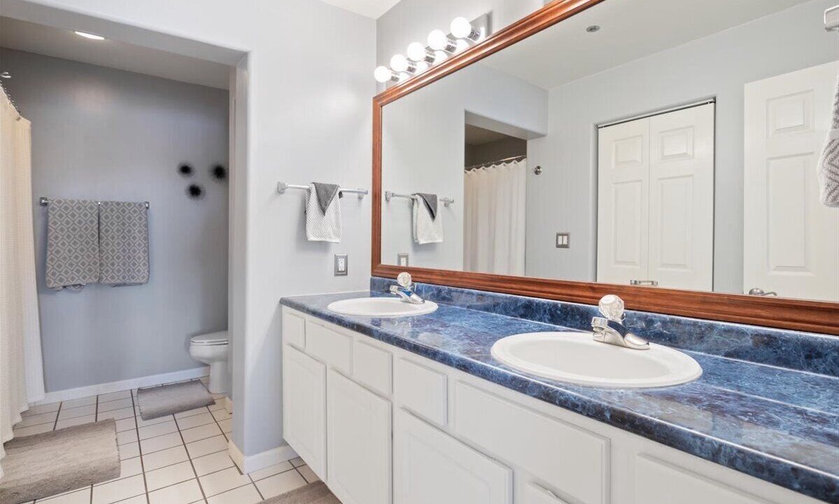 Photo of Bathroom in Village of Four Seasons