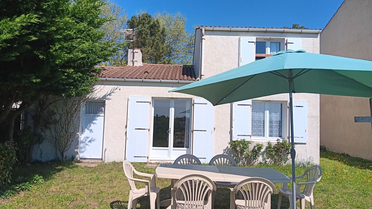 Photo of Outdoor in Grues